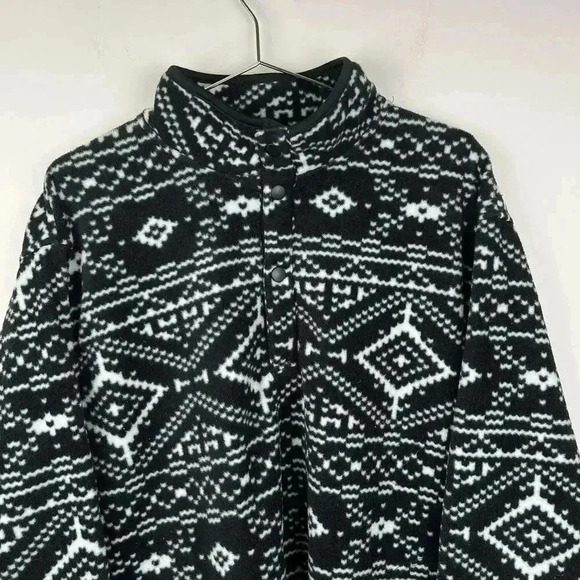 Chaps Colorful Winter Fleece Jacket Black and White Pattern - Picture 2 of 5